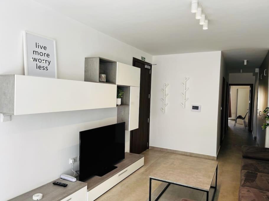 Sliema, Apt7, Stylish 2 Bedroom Apartment With Parking מראה חיצוני תמונה